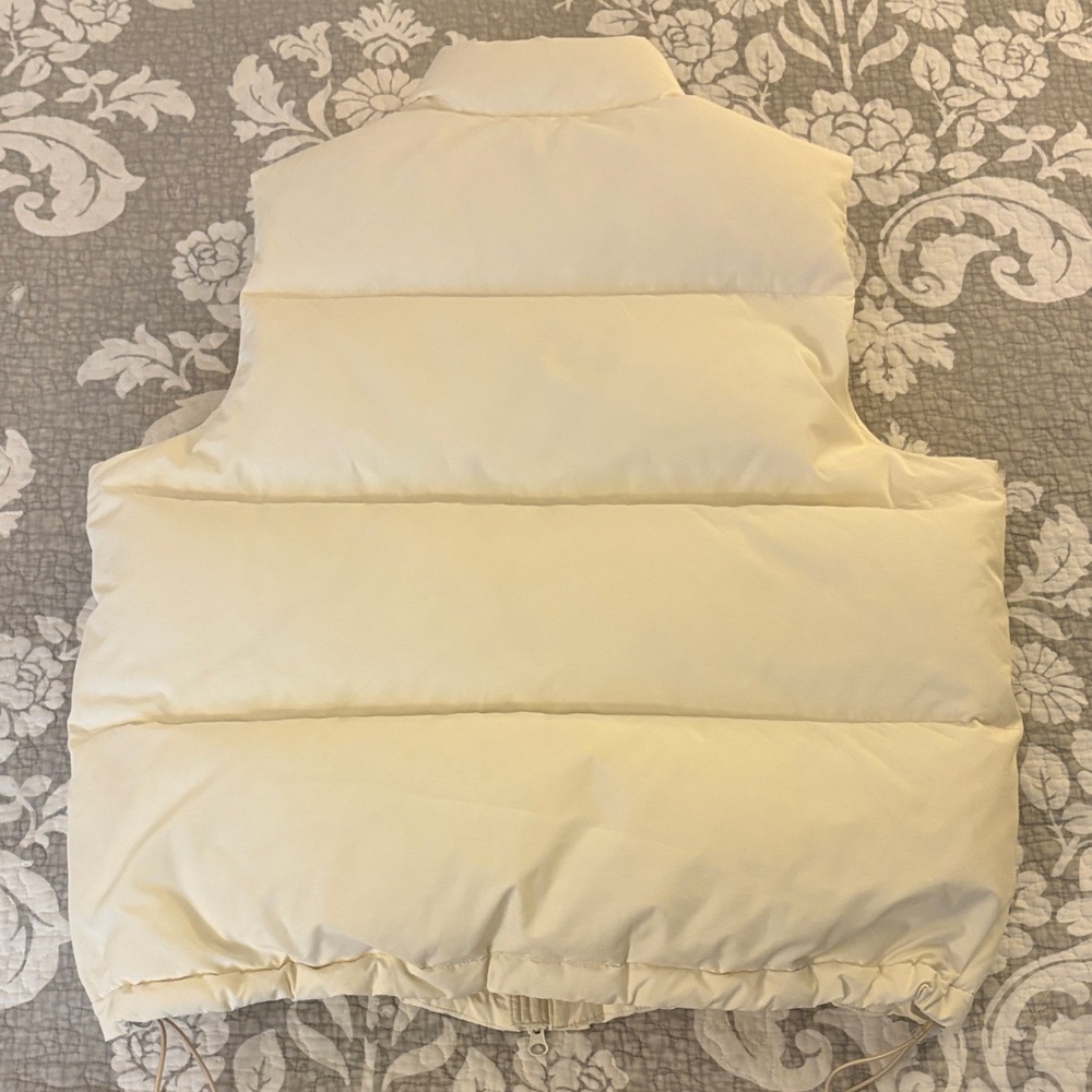 Madhappy Cream Puffer Vest ~ Size Medium - Picture 6 of 11